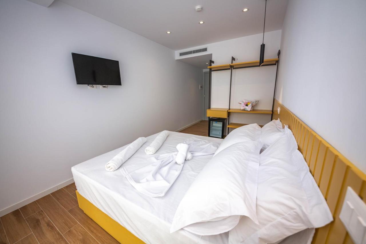 Hesperus Hotel Vlore Exterior photo
